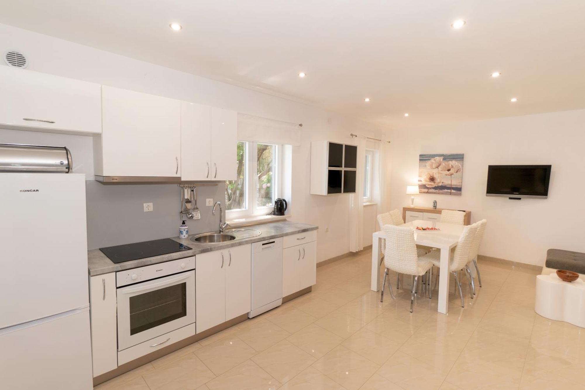 Apartments Srdanovic Omis Exterior photo