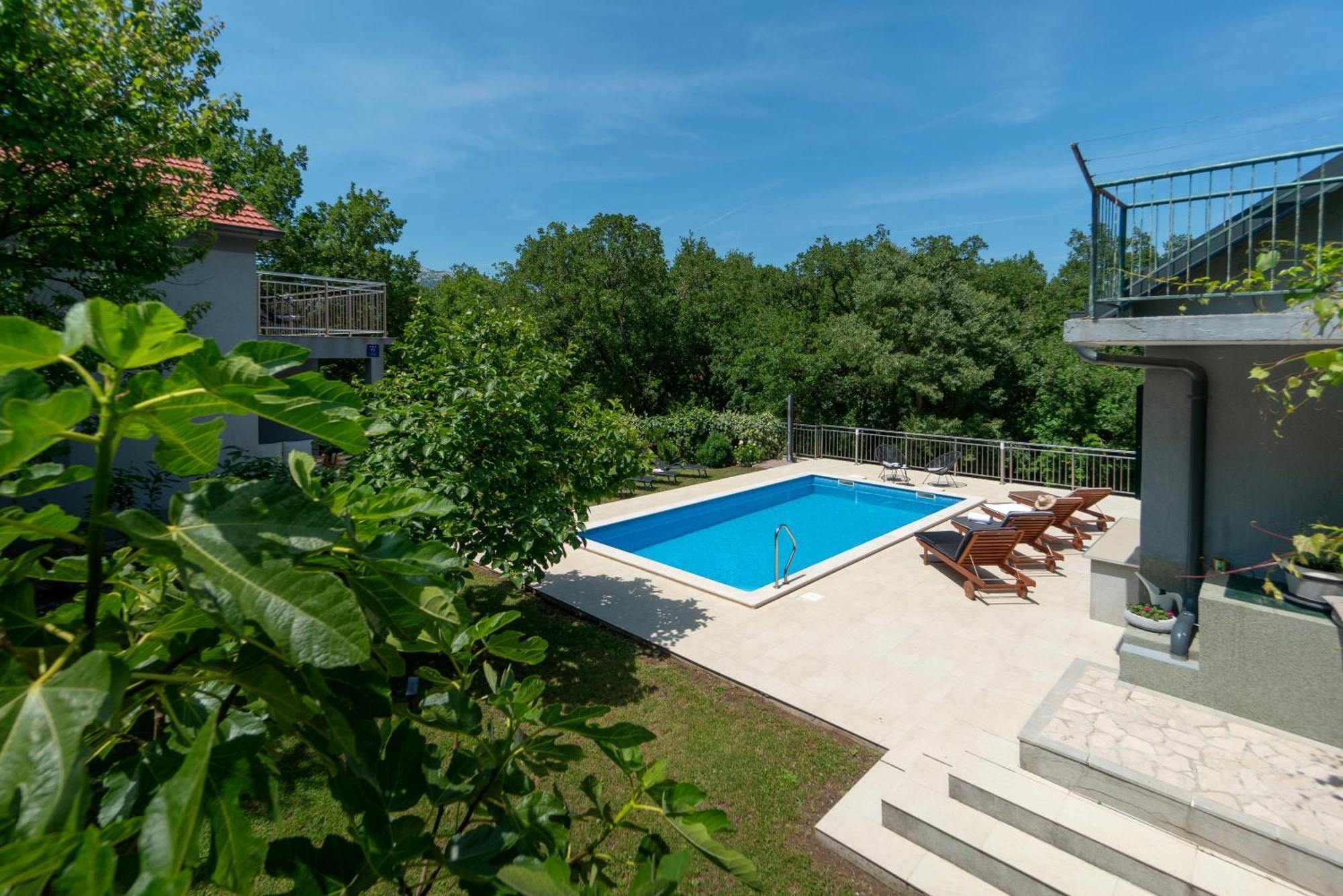 Apartments Srdanovic Omis Exterior photo