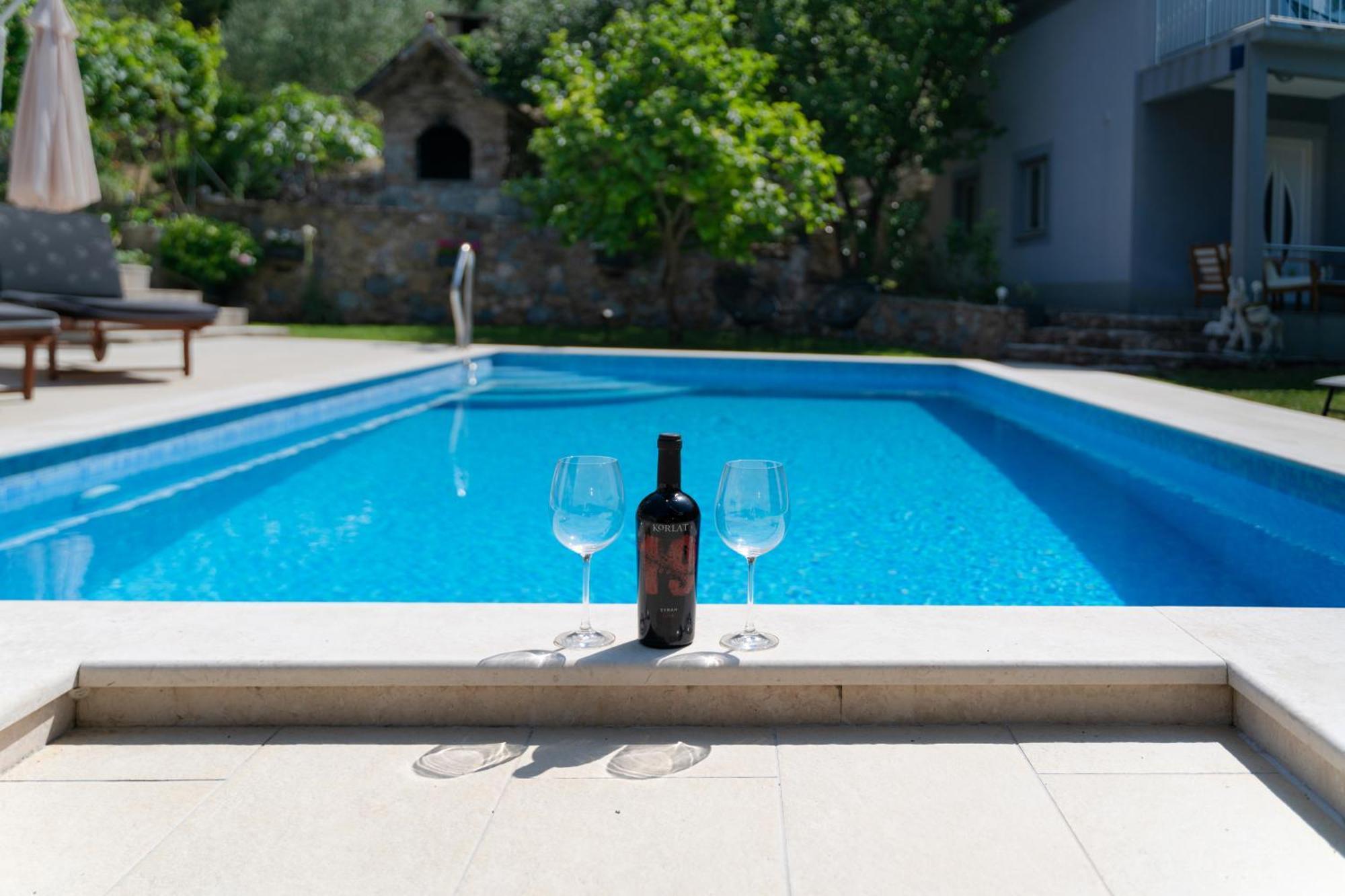 Apartments Srdanovic Omis Exterior photo